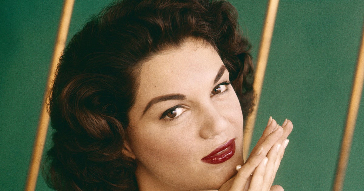 "Pretty Little Baby" singer Connie Francis dies at age 87 