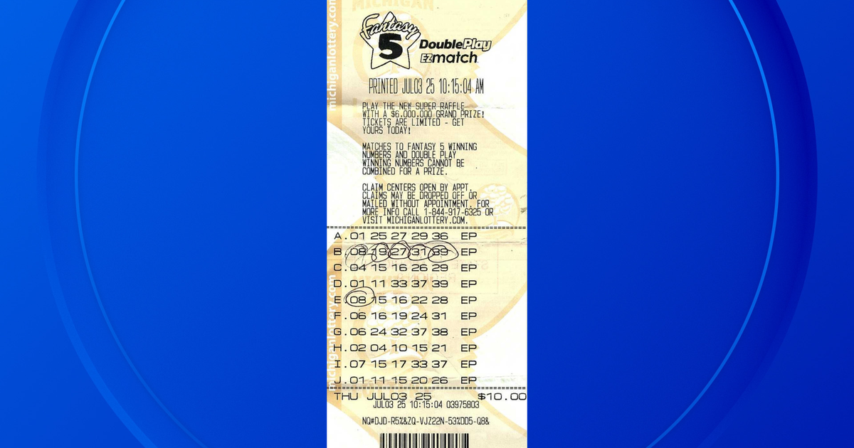 Woman wins nearly $800K on lottery ticket she bought on camping trip 
